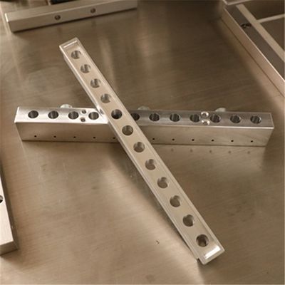 Không khí thổi chim mỏ son với nấm mốc 12 lỗ 1-3 năm tuổi thọ mốc