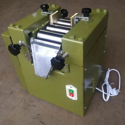 Máy nghiền da môi phòng thí nghiệm S65 Máy nghiền ba cuộn