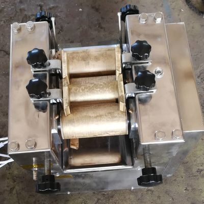 Máy nghiền da môi phòng thí nghiệm S65 Máy nghiền ba cuộn