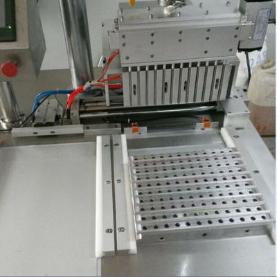 hợp kim nhôm sản xuất da môi Dye da môi khuôn 12 lỗ