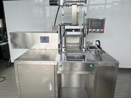 Máy ép bột đỏ hoàn toàn tự động với 3 khuôn/phút